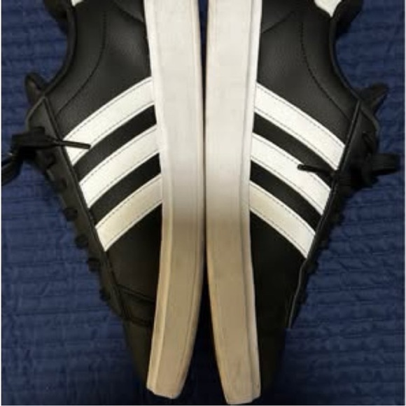 Adidas leather court sneakers!!! - Picture 2 of 10